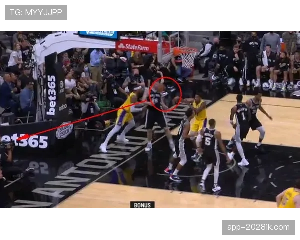 延误恢复比赛规则如何判定？裁判何时允许比赛继续？